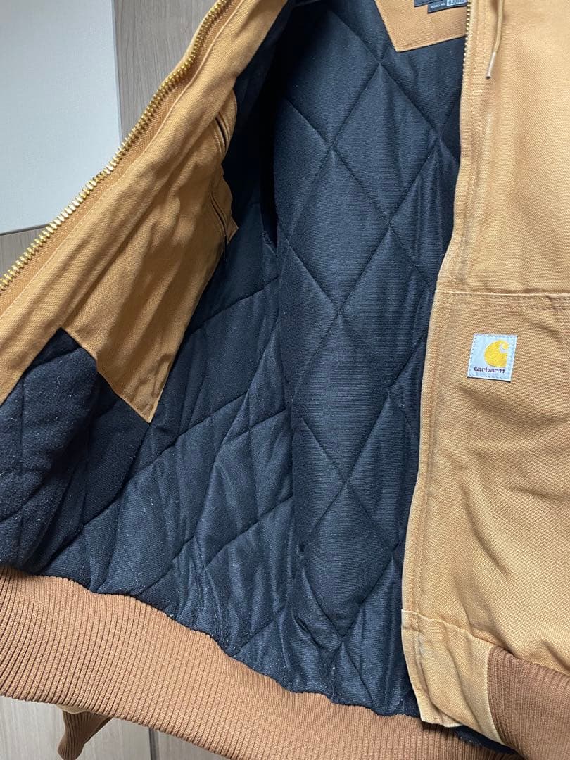 Carhartt アクティブジャケット　J140