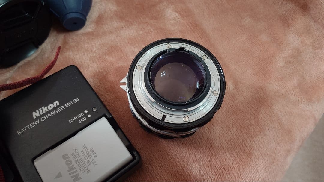 NIKKON Nikonデジタル一眼レフカメラ レッド D5500