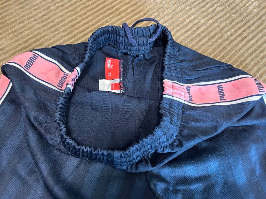 プーマ　ピンクジャージ上下