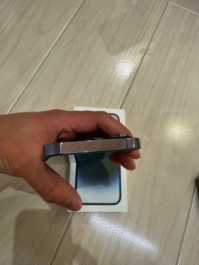 まいか　美品　iPhone 14 Pro 256GB ディープパープル