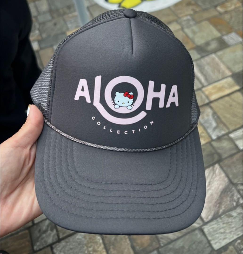 アロハコレクション ポーチ ハローキティ　キャップ　ハワイ　キティ