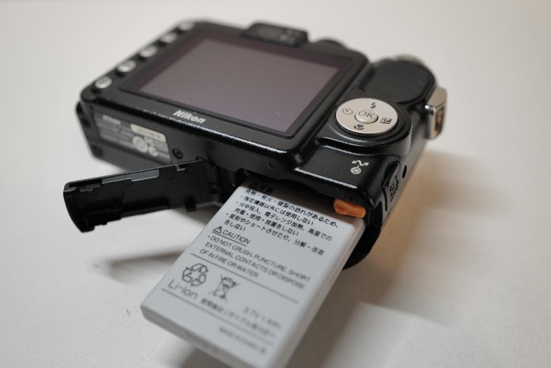 動作確認済 ニコン Nikon COOLPIX P5000 オールドコンデジ