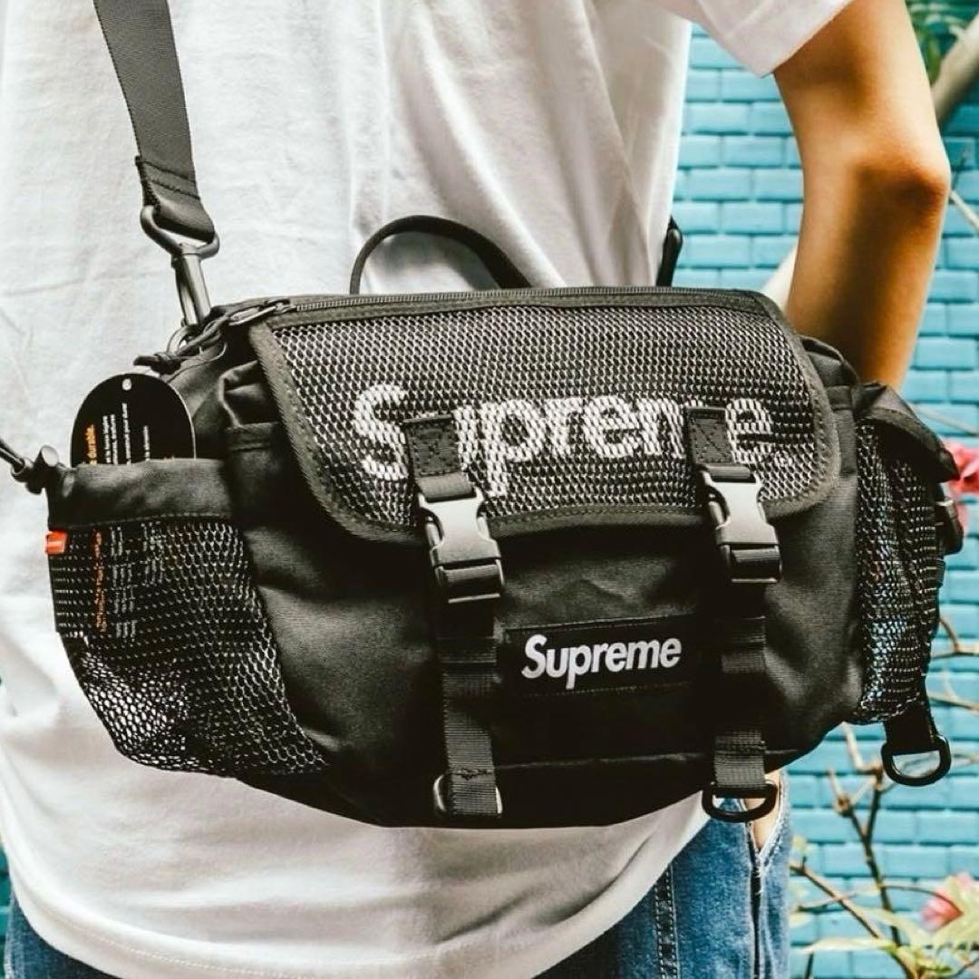 バッグ Supreme 20SS Waist Bag \"Black\"