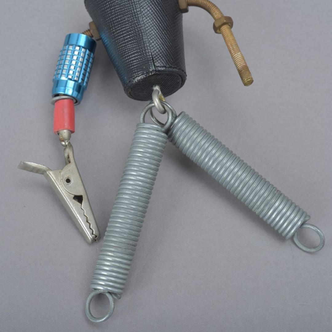 希少 プラダ PRADA ロボット キーチャーム47 キーホルダー チャーム