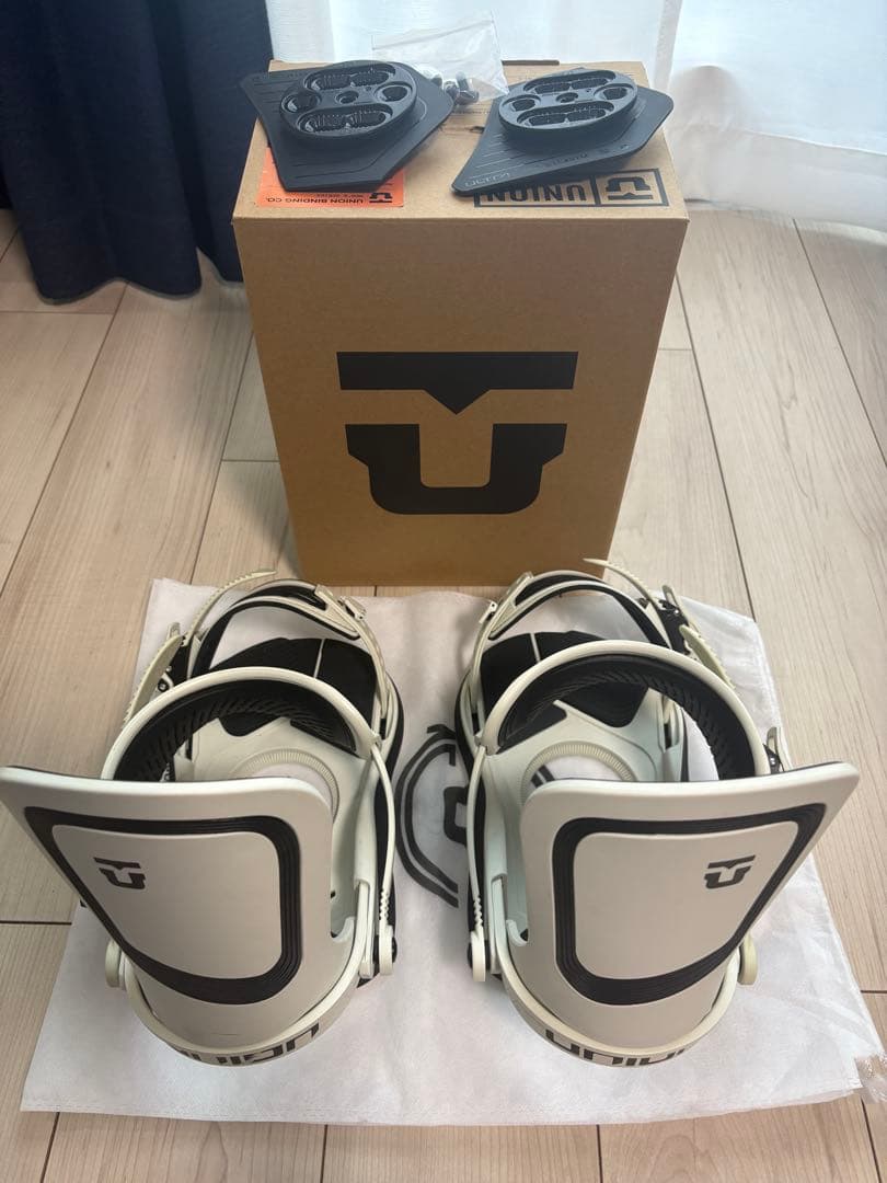 23-24 UNION ウルトラ　スノーボード ビンディング ホワイト M