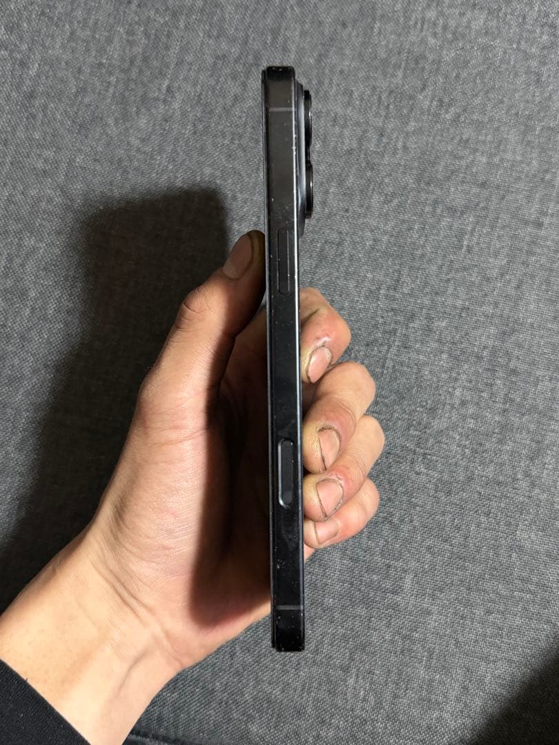 iPhone16promax ブラックチタニウム 256GB ジャンク 水没