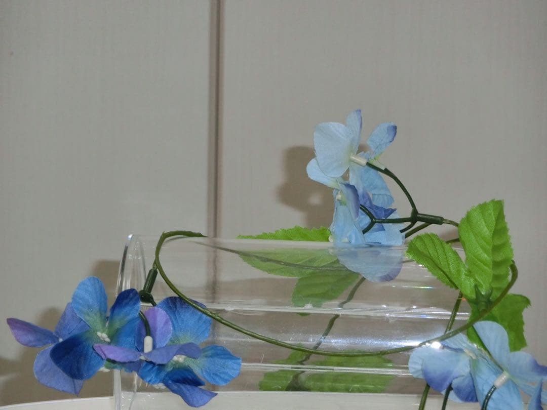 美品　CASIO カメラ　EX-ZR50 充電器　箱　ホワイト　コンデジ　動作品