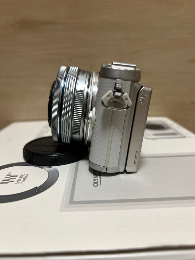 【週末大特価❗️】OLYMPUS PEN E-PL8 & レンズ4点他