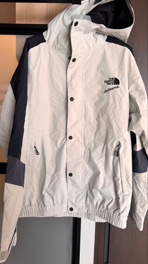 The North Face 92’ Extreme  jacket