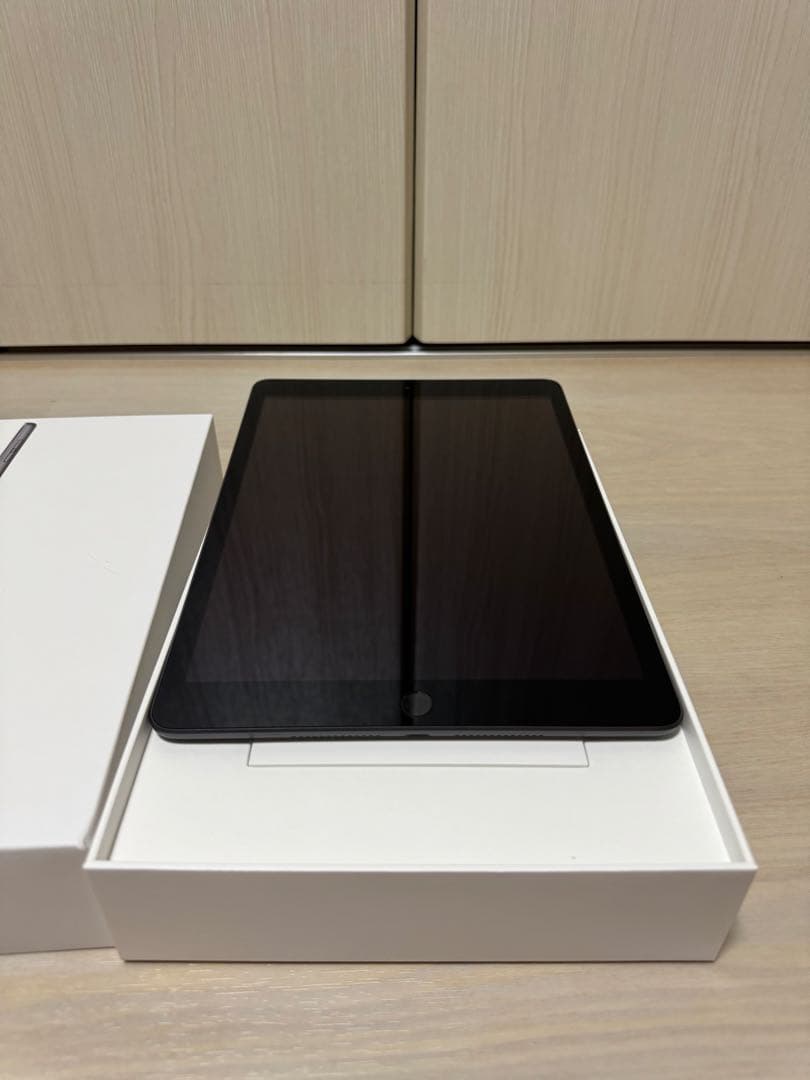 美品 iPad 第9世代 64GB バッテリー93%