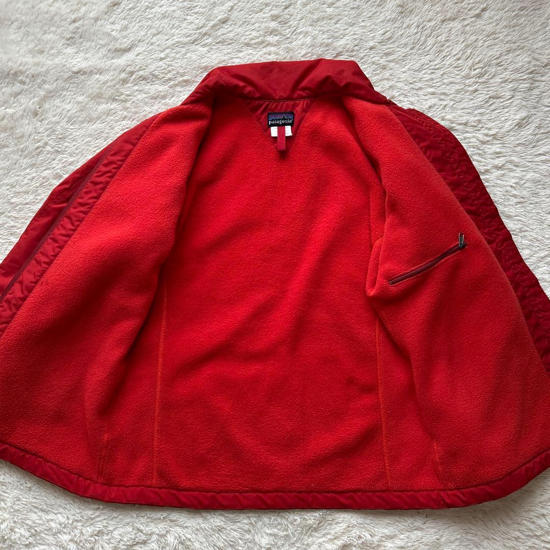 希少 Patagoniaパタゴニア 赤ナイロンジャケット　裏フリース y2k古着