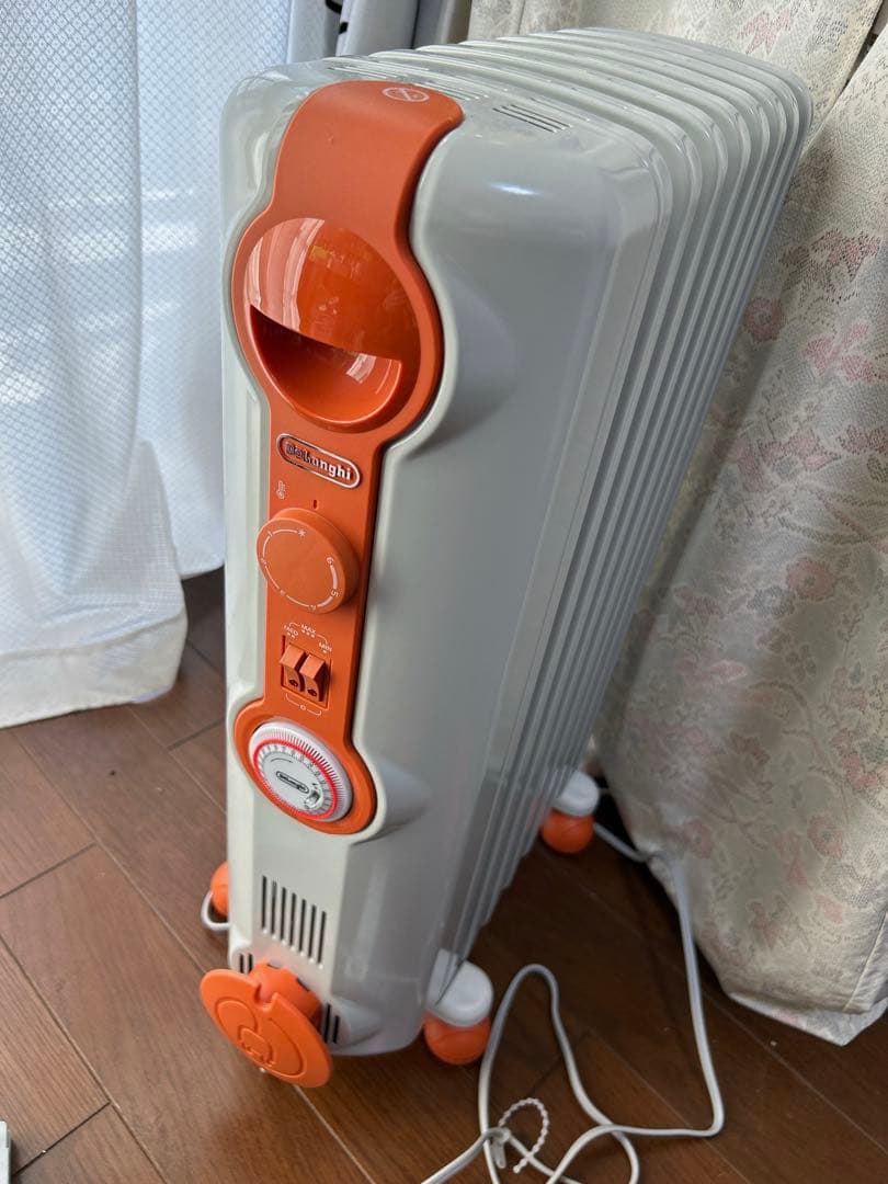 De'Longhi オイルヒーター ホワイト/オレンジ