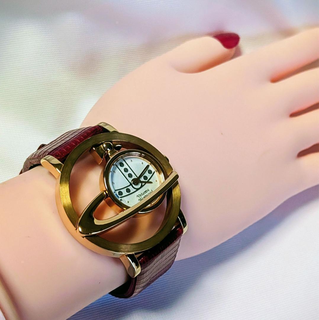 美品 ヴィヴィアンウエストウッド腕時計シルバー＆ゴールド惑星リング個性 英国