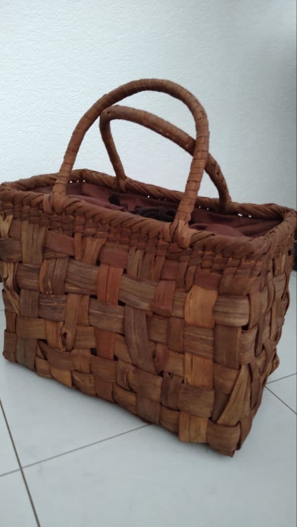 山葡萄ハンドメイド籠バック 新品未使用　物産展購入