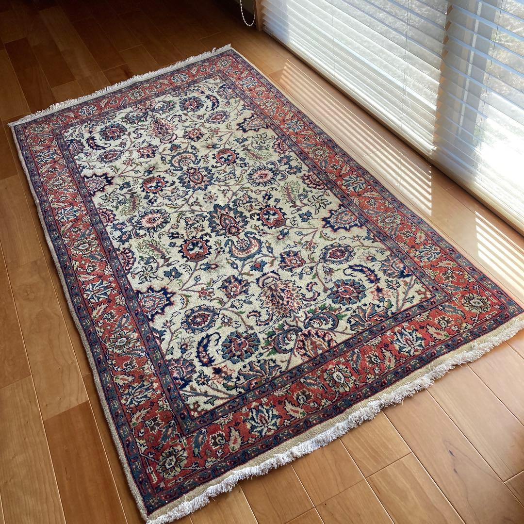 ヴィンテージラグ　トライバルラグ　インド　アグラ