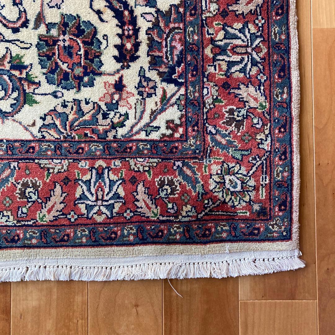 ヴィンテージラグ　トライバルラグ　インド　アグラ