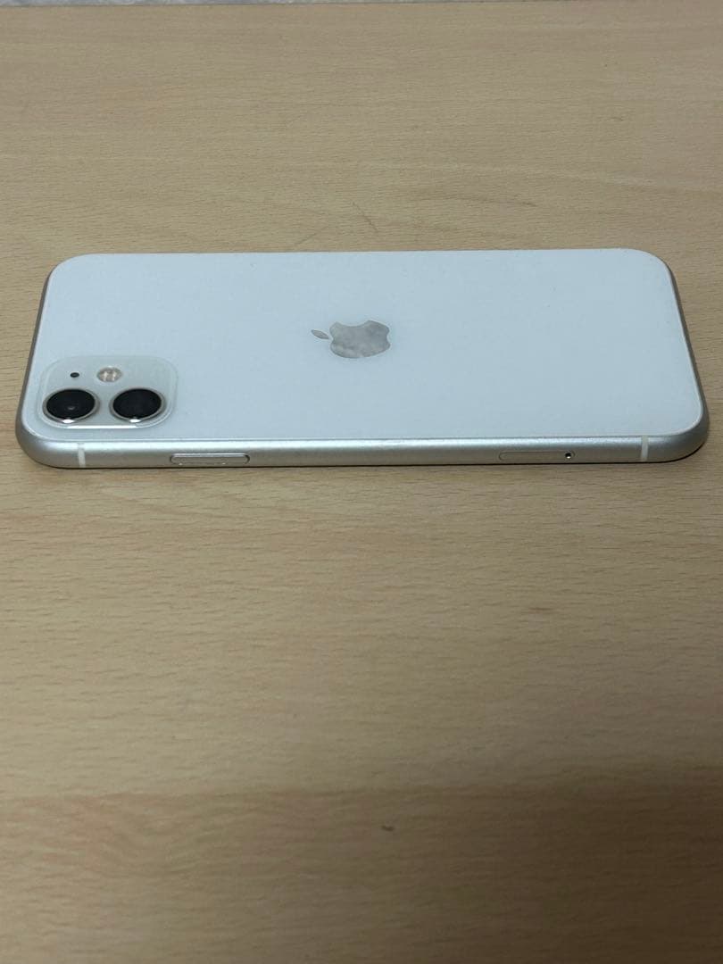 iPhone11 ホワイト 128GB SIMフリー 本体 初期化済み