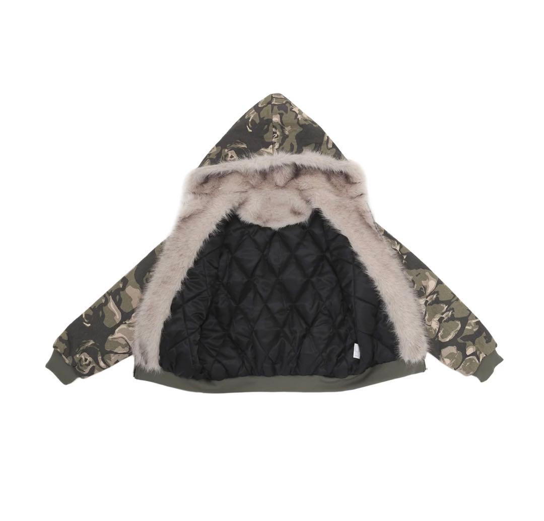 迷彩柄ファー付きジャケット　フーディ