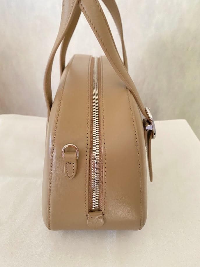 CAFUNE　カフネ Small Asra Boston Bag - Clay