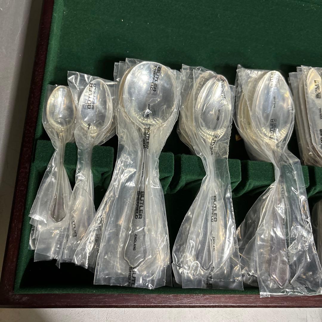 BUTLER イギリス製　カトラリーセット　約75本
