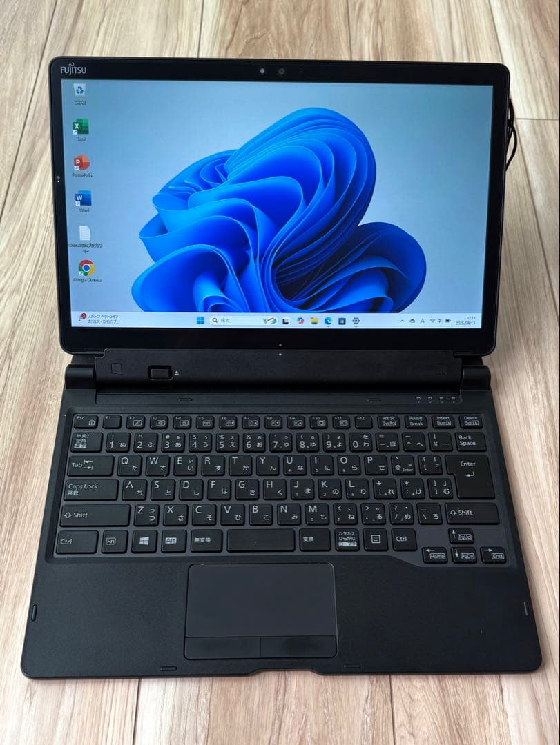 第8世代 富士通 ArrowsTab Q739/AE 2in1タッチパネル