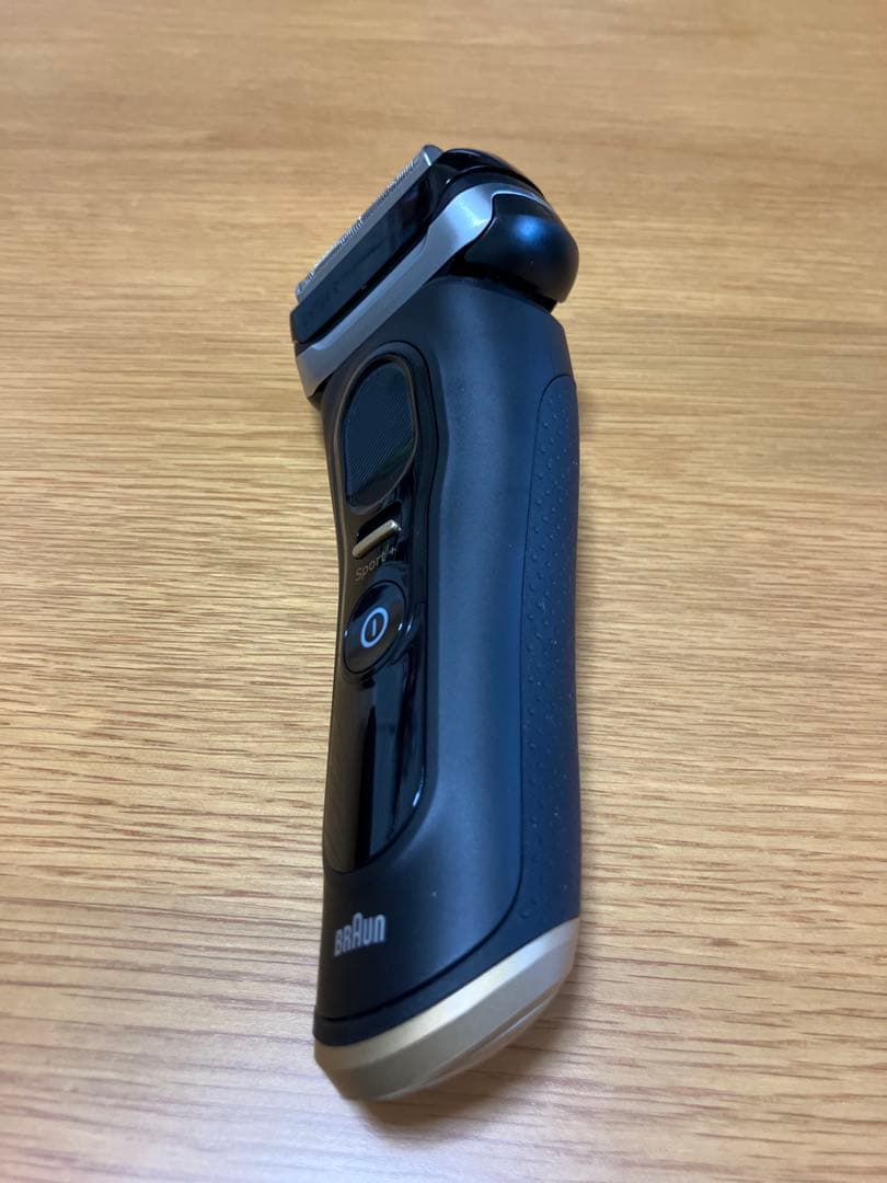 【すり傷一箇所あるため格安出品】ブラウン シリーズ9 sport+ 9350cc