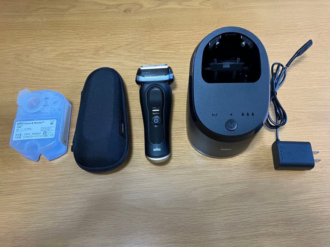 【すり傷一箇所あるため格安出品】ブラウン シリーズ9 sport+ 9350cc