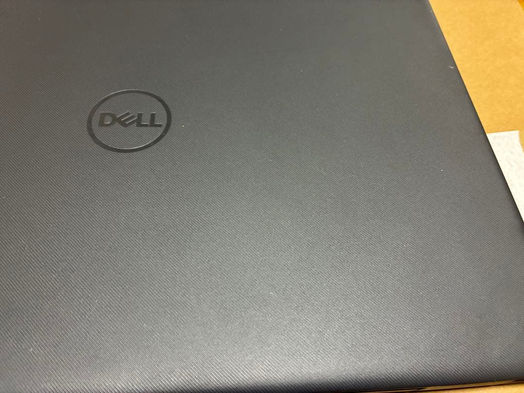 第11世代Core i3搭載 Dell Vostro 15