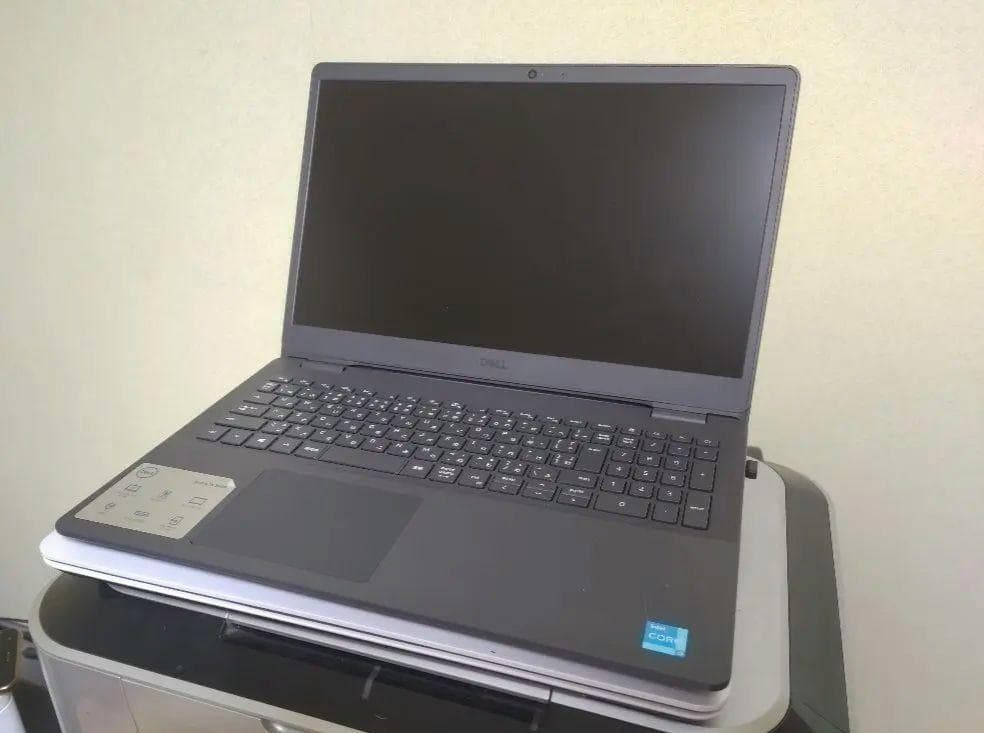 第11世代Core i3搭載 Dell Vostro 15