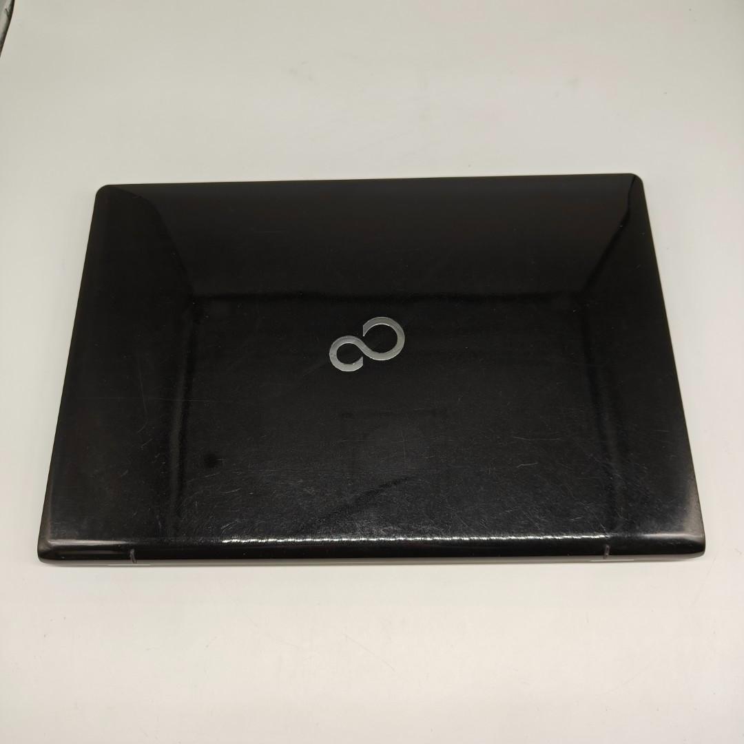 【富士通】AH77 高速i7 SSD256GB 8GB ブラック ノートPC