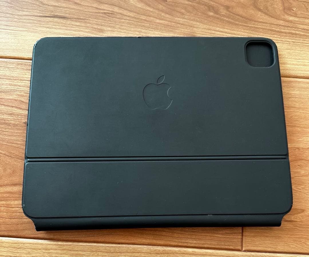 Apple iPad 純正　キーボードカバー　11インチ