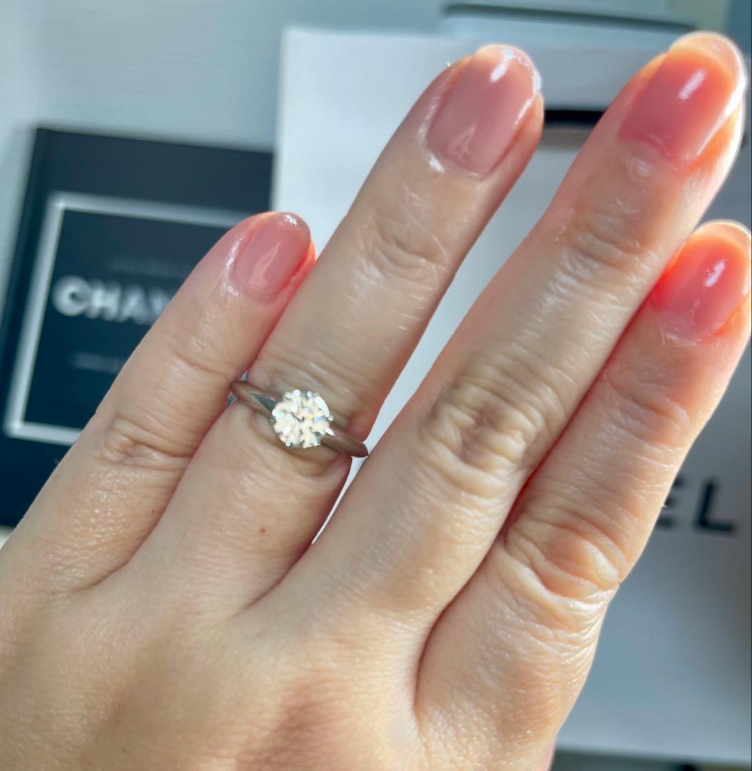 1/6迄Tiffany ティファニー　ダイヤモンドリング Eカラー0.84ct