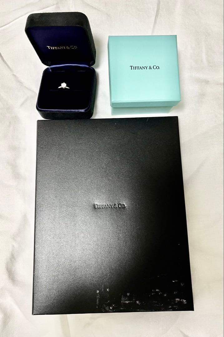 1/6迄Tiffany ティファニー　ダイヤモンドリング Eカラー0.84ct