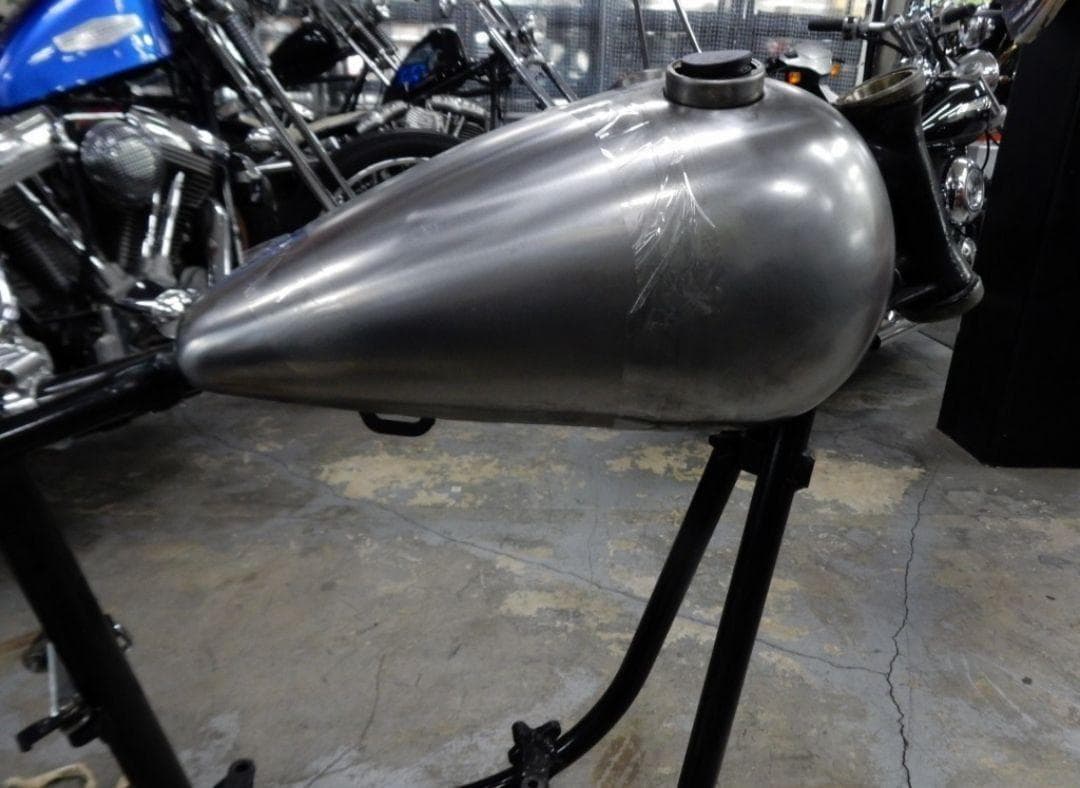 送料無料！左右分割ナロータンク！ナックル　パン　ショベル　エボ　管111809