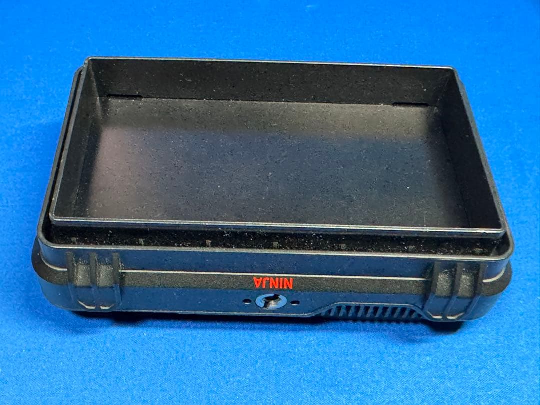 ATOMOS. NINJAV 液晶モニター SSD、バッテリーなど付属品多数