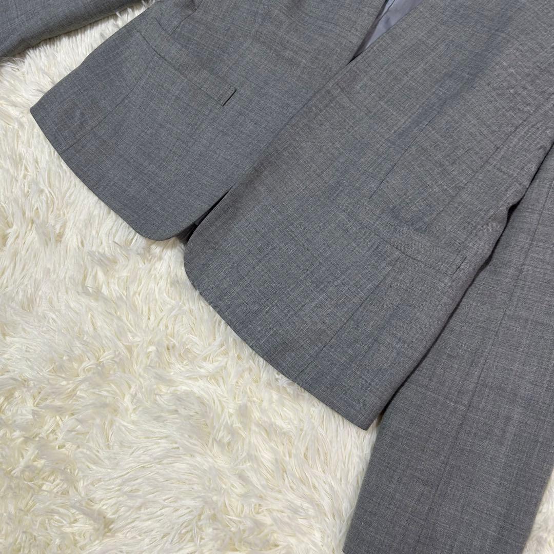 ナチュラルビューティーベーシック　ノーカラー　スーツ　セットアップ　洗えるスーツ