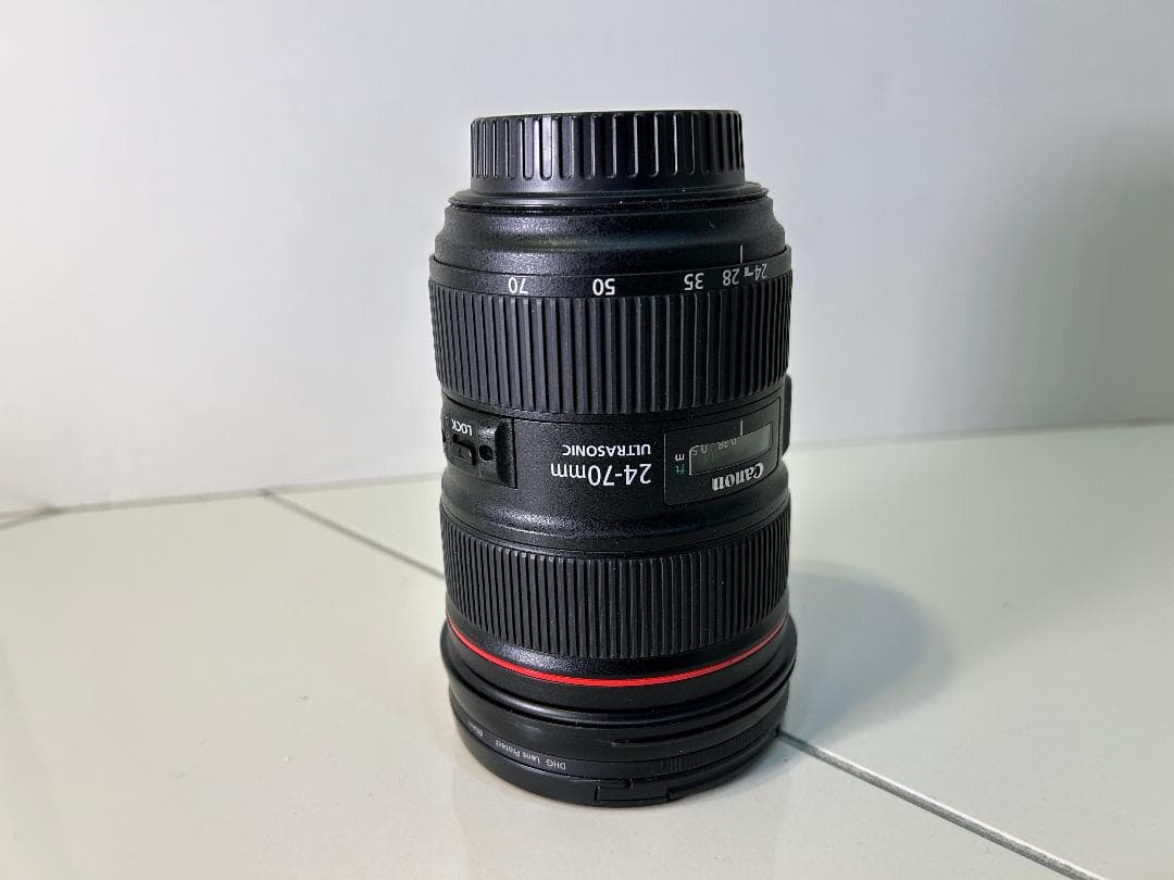 yTKNさま専用　Canon EF 24-70mm F2.8L Ⅱ USM