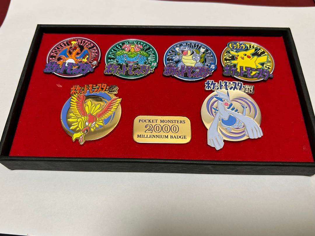 【希少】ポケットモンスター ミレニアムピンバッジセット　2000年