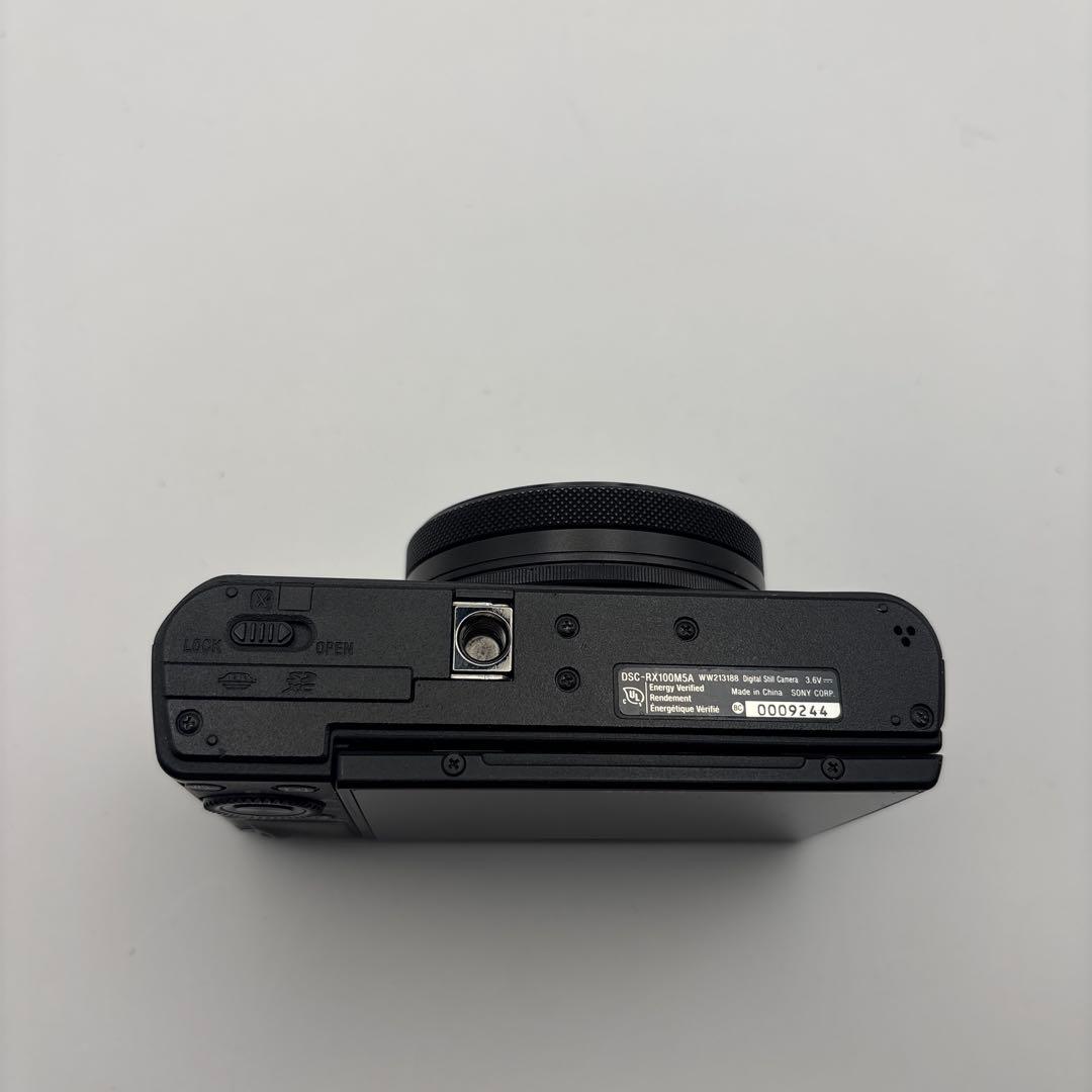 デジタルカメラ SONY RX100M5A