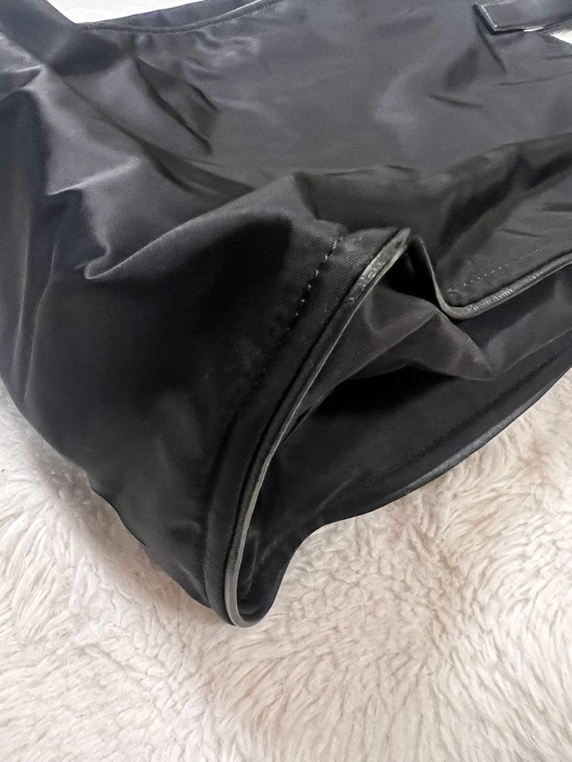 ま*み様 【正規品美品】FENDI フェンディトートバッグ バグズアイ モンスタ