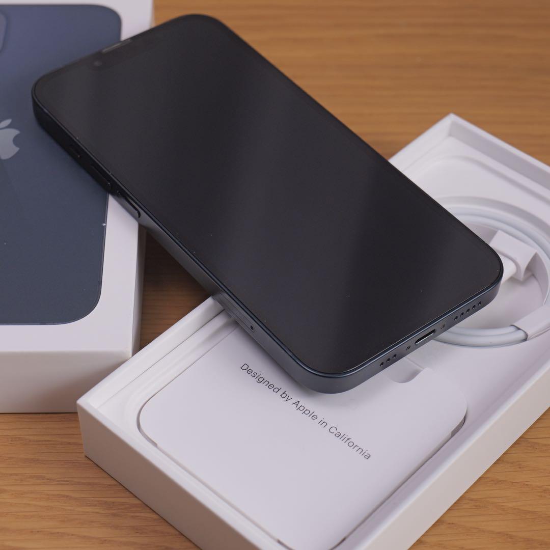 Apple iPhone 13 ミッドナイト 本体