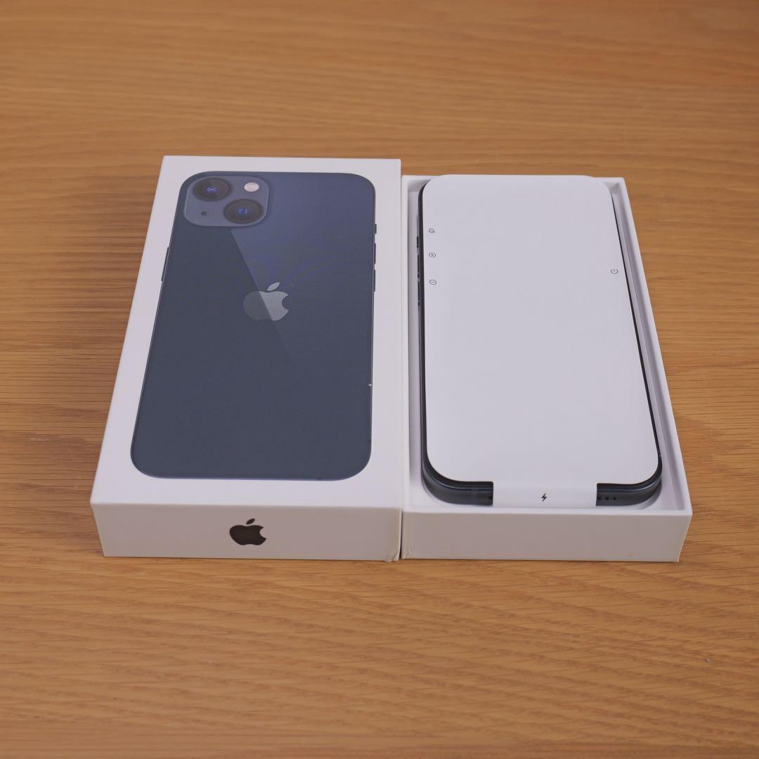Apple iPhone 13 ミッドナイト 本体