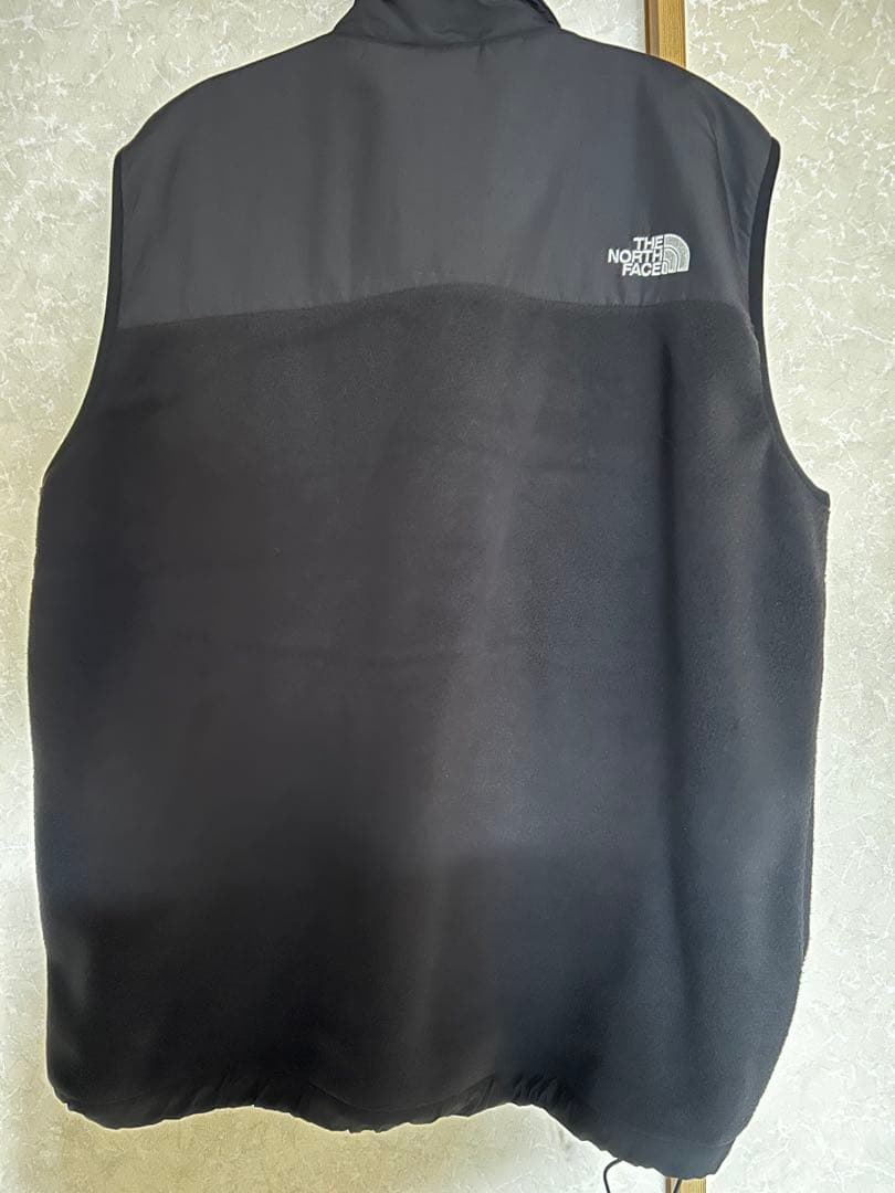 【本日18時発送】TheNorthFace ブラックベスト