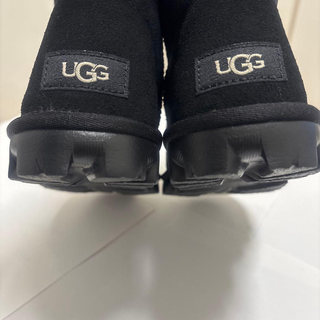未使用品　UGG 5835 ムートン　ブーツ 22cm