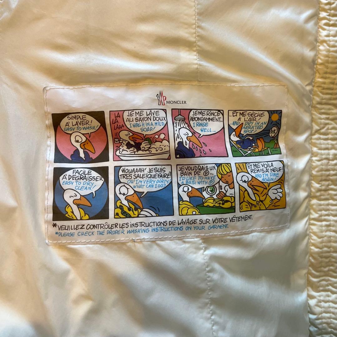 れいれい　モンクレール ダウンジャケット　Avoce