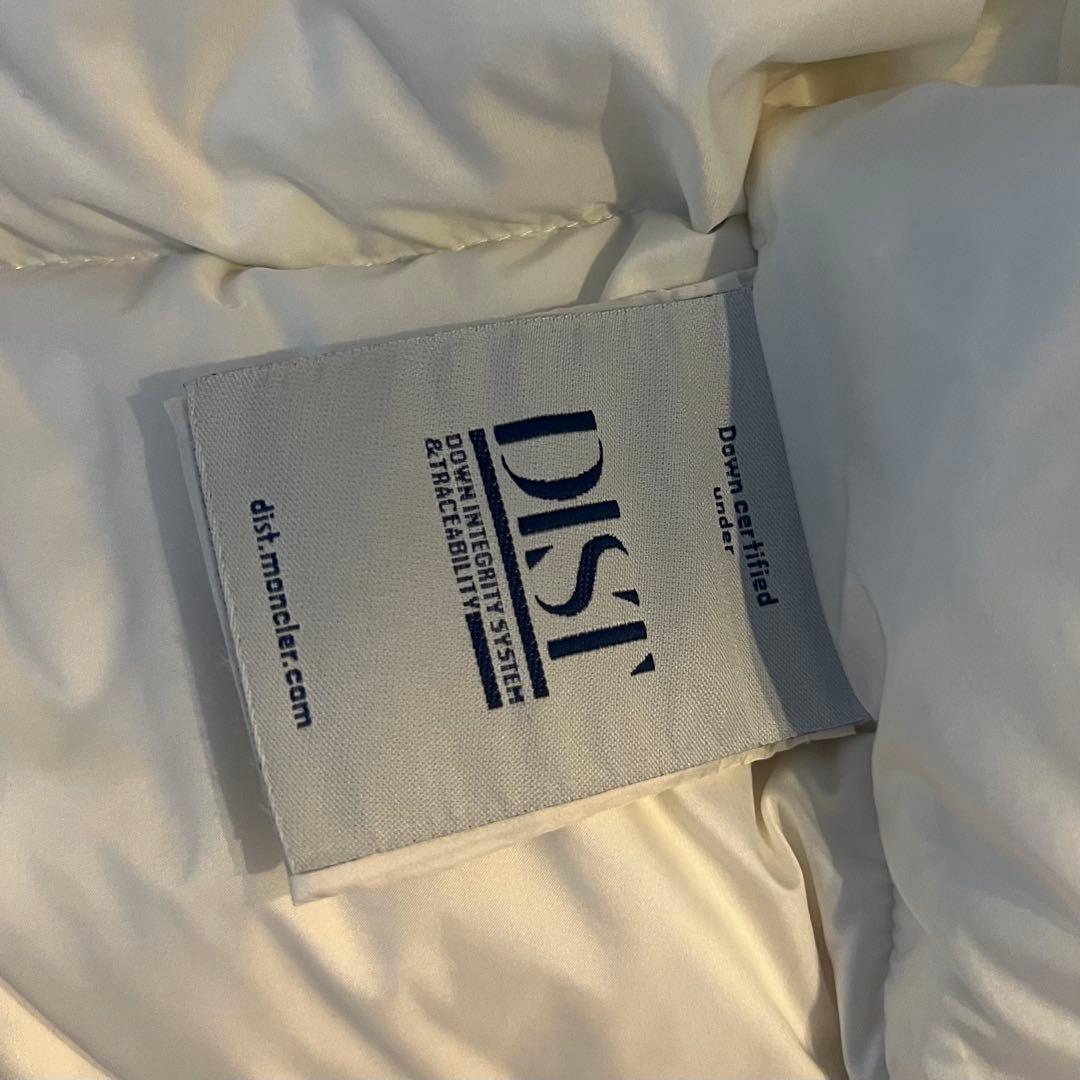 れいれい　モンクレール ダウンジャケット　Avoce