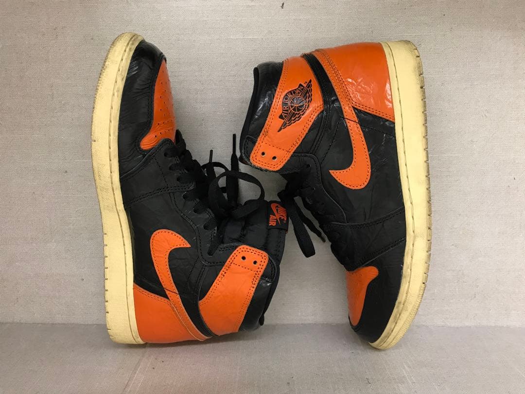 靴 AIR JORDAN 1 RETRO HIGH OG 555088-028