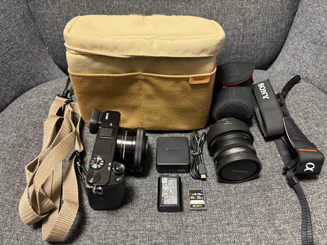 Sony α6000 ミラーレス一眼 カメラセット 海外版