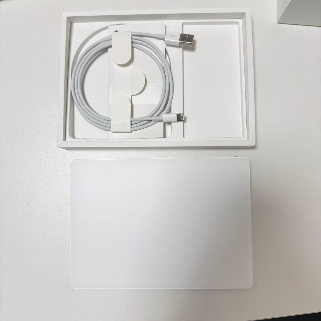 apple Magic Trackpad （純正ケーブル付き）