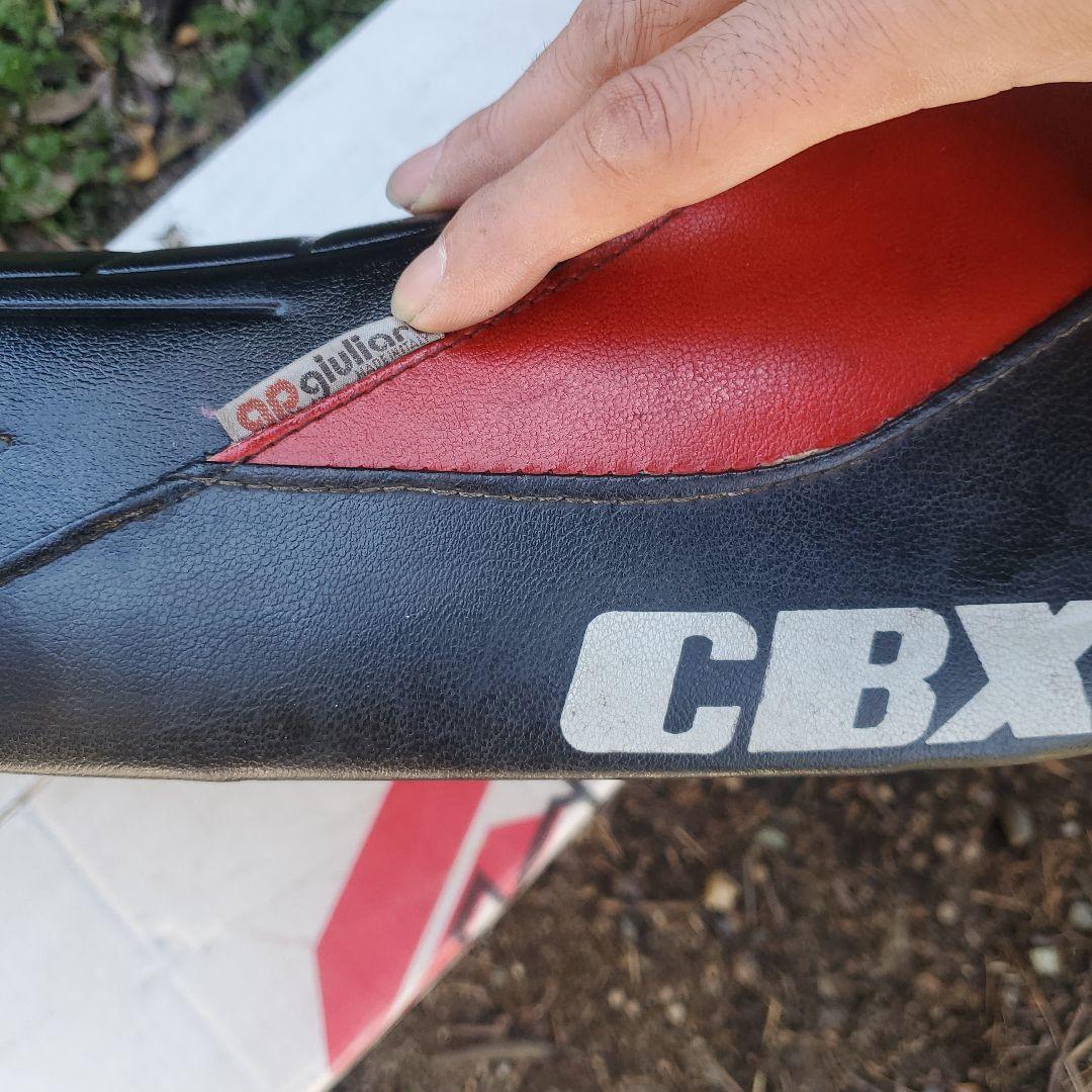 HONDA CBX 400.550Fジュリアーリシート